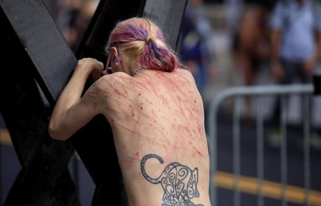 24P Whipped backs of girls