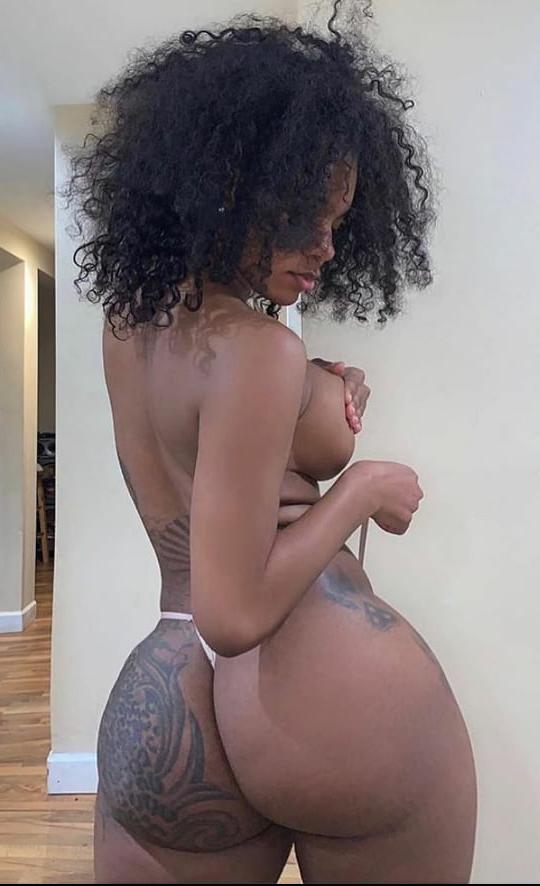 24P Slim thick girls #23