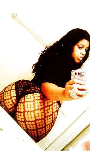 15P THICK ass WOMEN