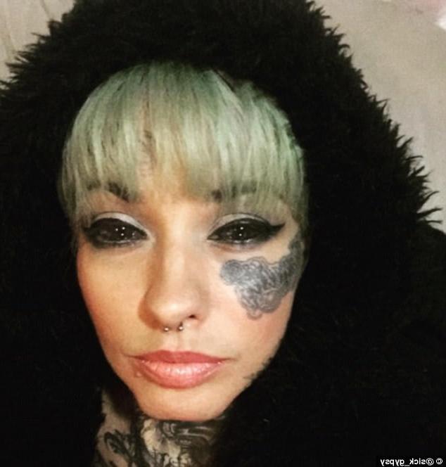 25P Face tattoo women.