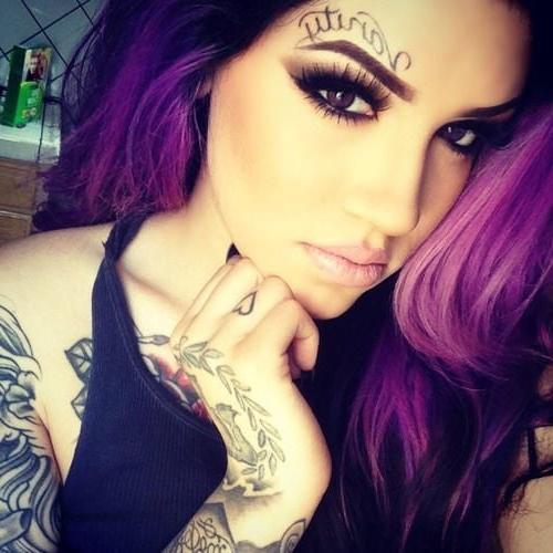25P Face tattoo women.