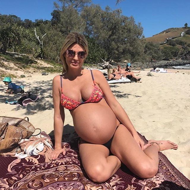 25P Sexy Pregnant Girls 125