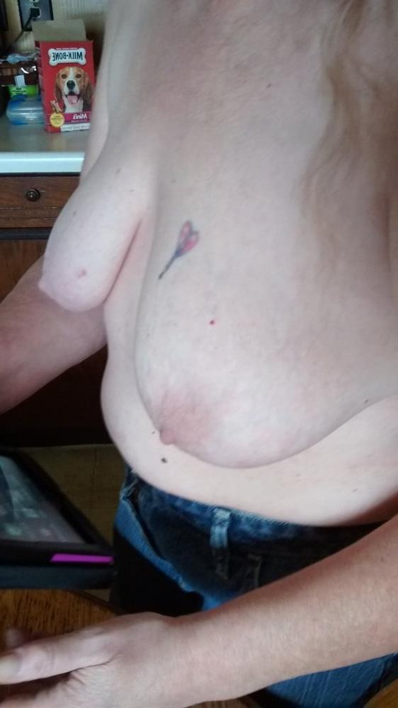 11P No bra !