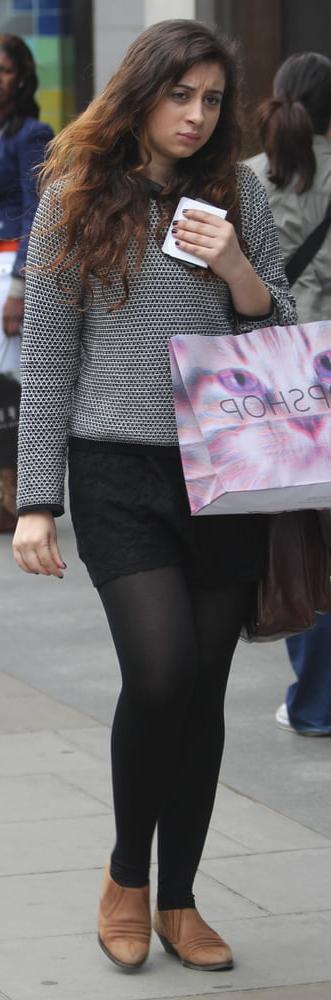 17P Street Pantyhose - UK Paki Cunt in Tights
