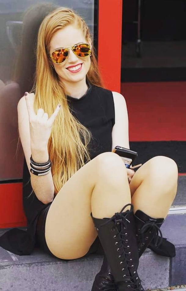 25P Metal Girls Like It Hard 4
