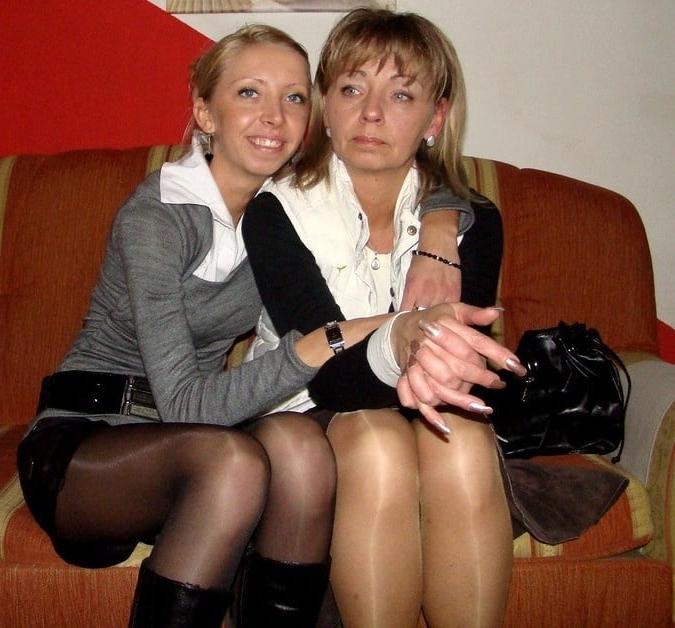 25P Moms Private Album