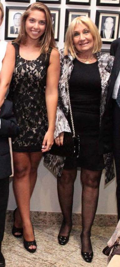 25P Moms Private Album