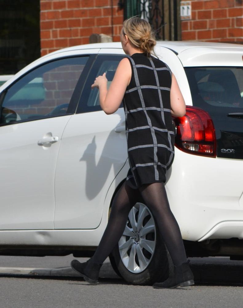 25P street girls in pantyhose