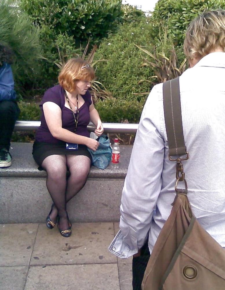 25P street girls in pantyhose