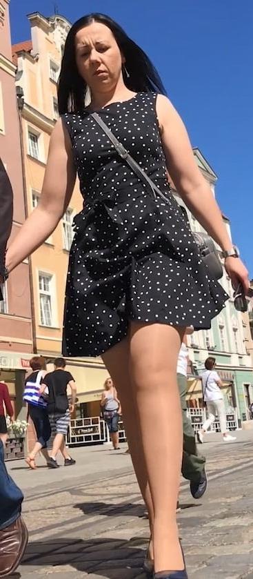 25P street girls in pantyhose