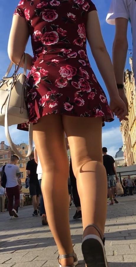 25P street girls in pantyhose