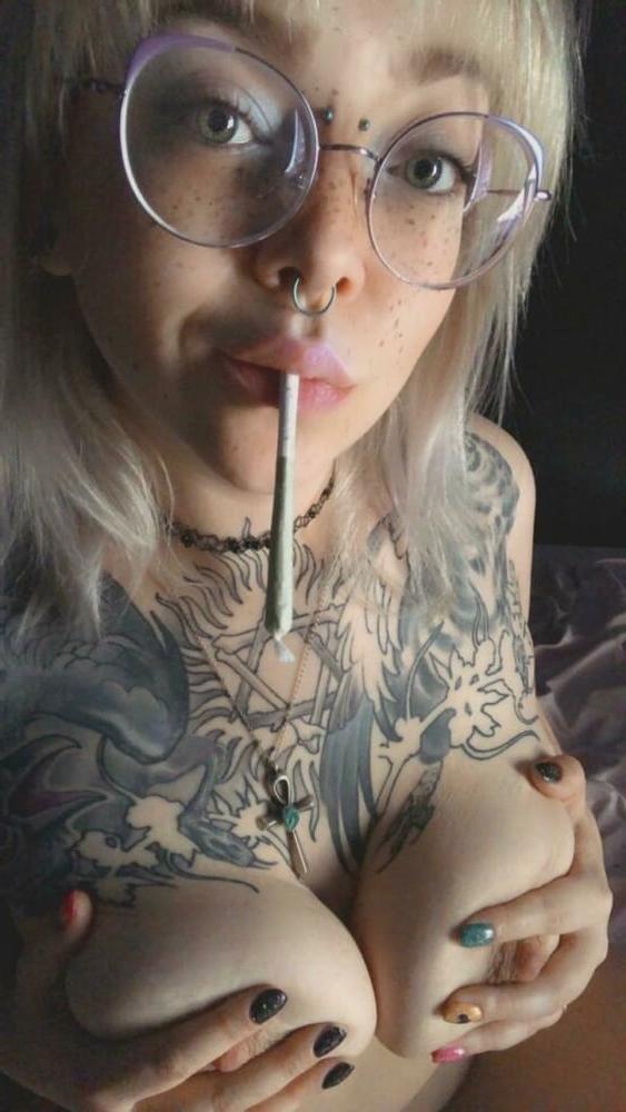 25P Alt Girls 182