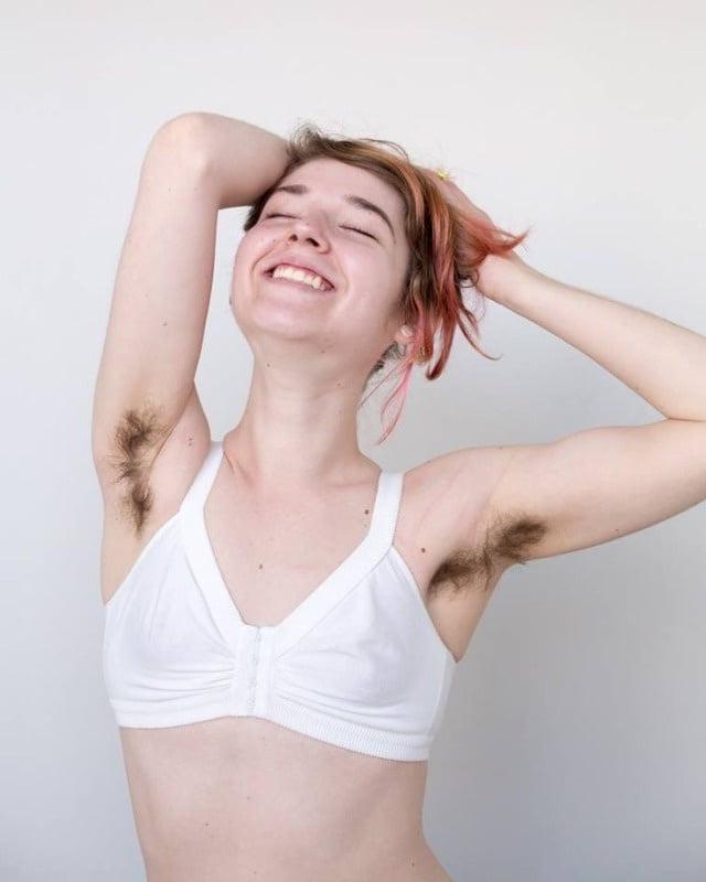 25P Sexy girls, pretty pits