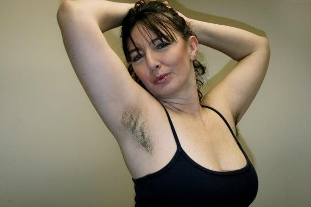 25P Sexy girls, pretty pits
