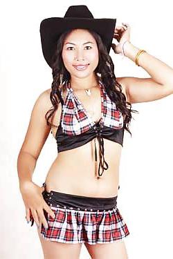 7P Thai escort girl