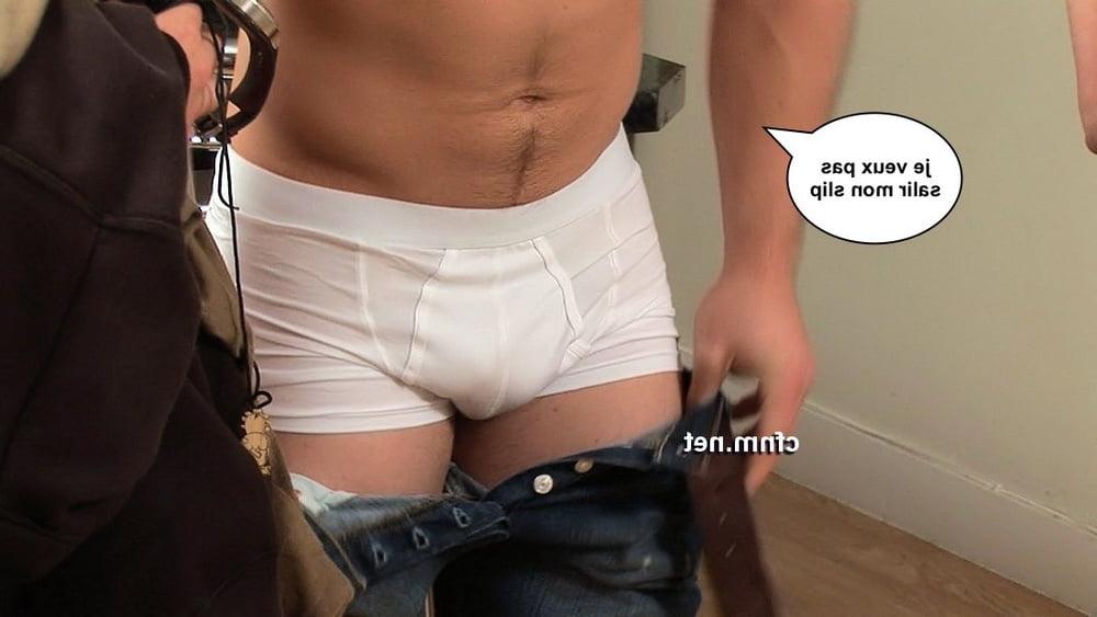25P CFNM PISSING