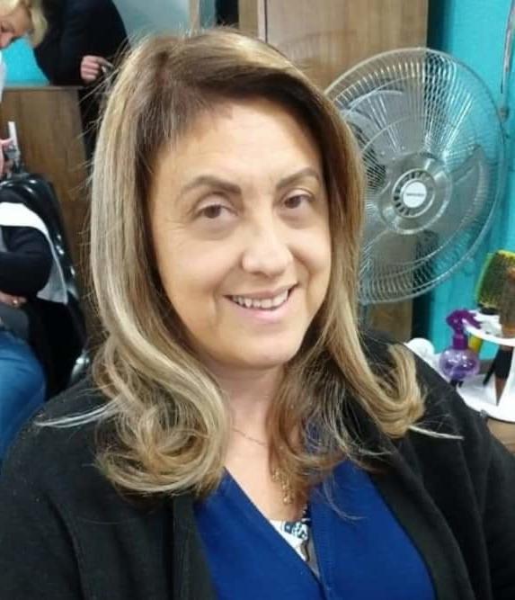 18P Cristiane teacher