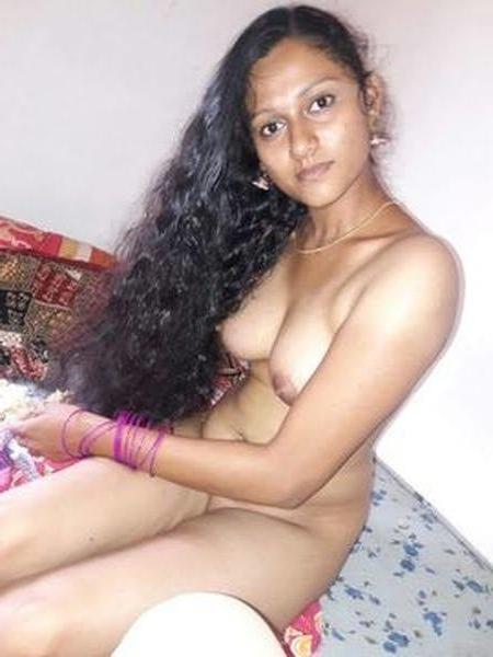 25P Deshi mix aunty s girls lockdown