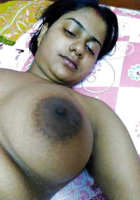 25P Deshi mix aunty s girls lockdown