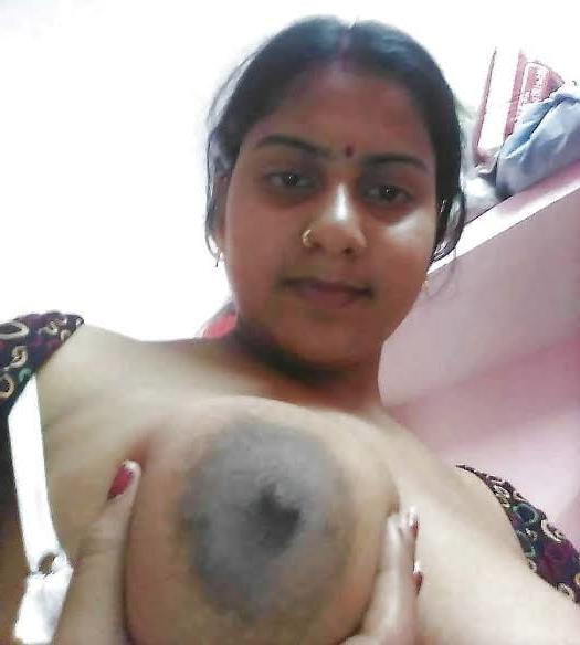 25P Deshi mix aunty s girls lockdown