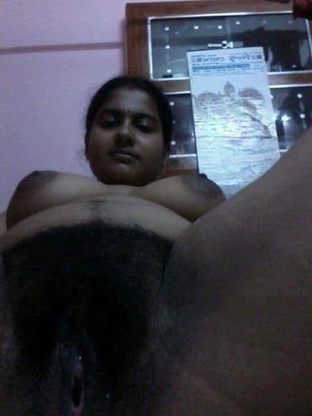 25P Deshi mix aunty s girls lockdown
