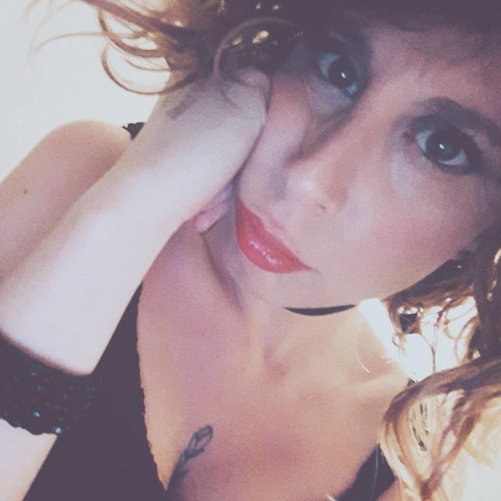 25P Sluty teacher from Italy
