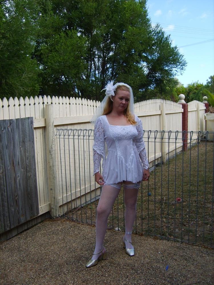 25P SHELLEY CHAINED SHAVED BRIDAL SLUT GIRL
