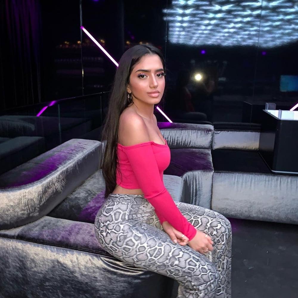 25P Cock Loving Paki Indian Bengali Asian Girls