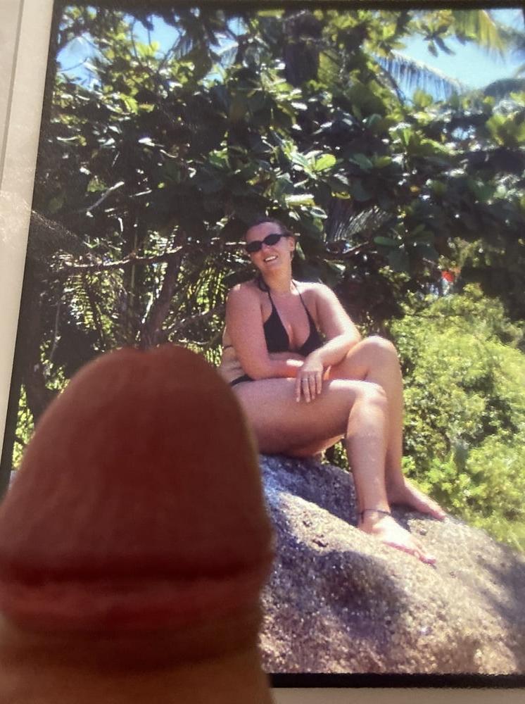 25P My cock out for curated4us hot girlfriend