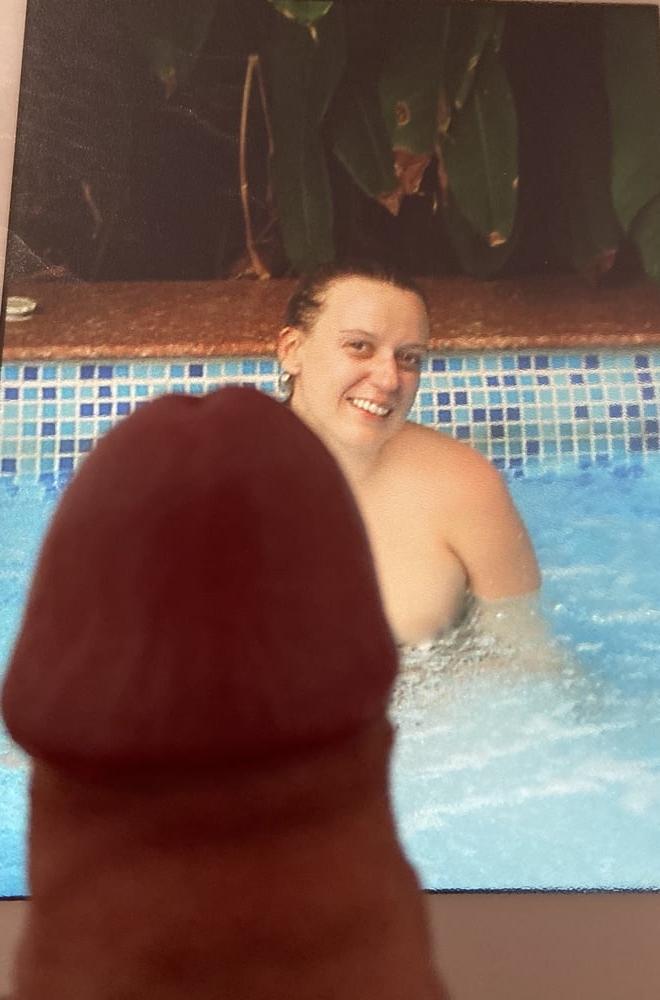 25P My cock out for curated4us hot girlfriend