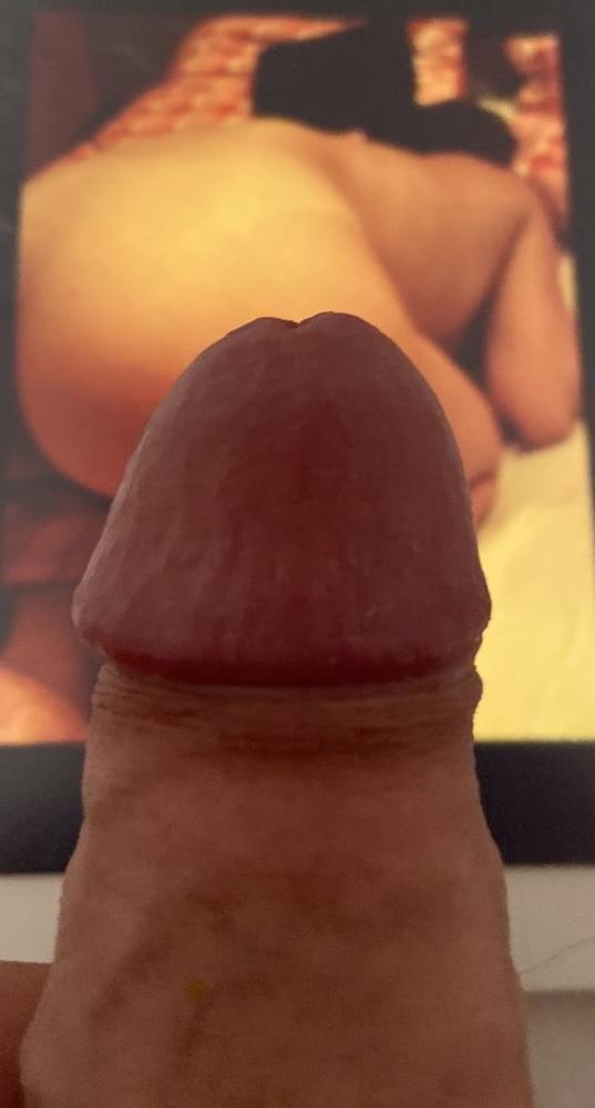 25P My cock out for curated4us hot girlfriend