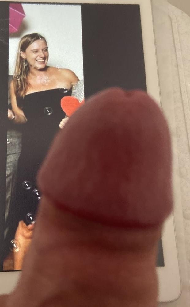 25P My cock out for curated4us hot girlfriend