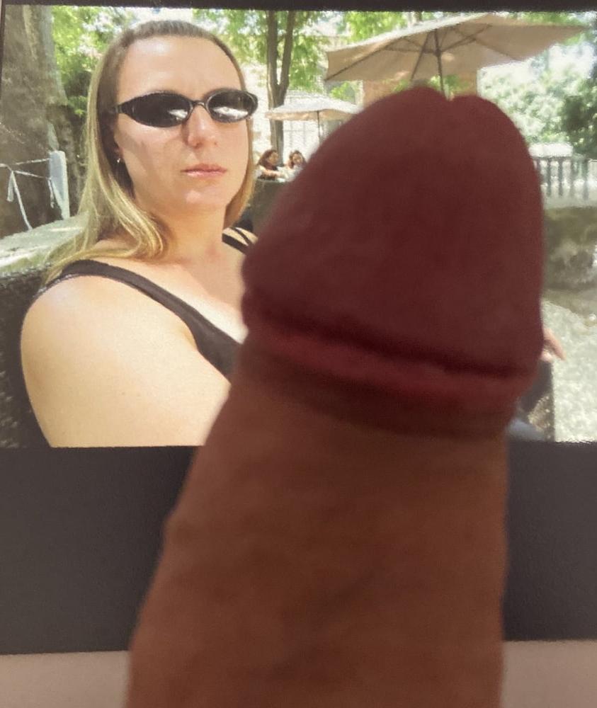 25P My cock out for curated4us hot girlfriend