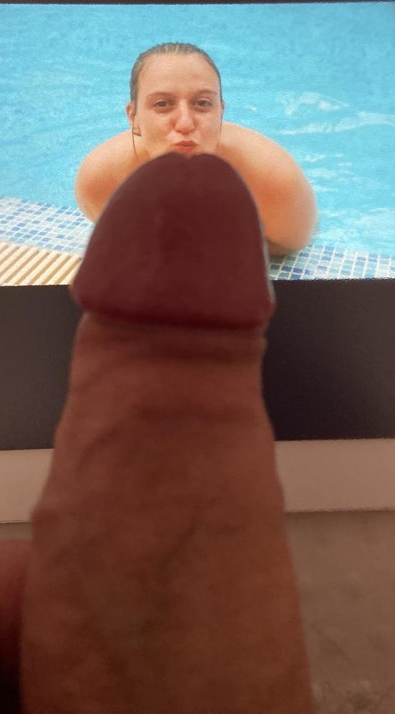 25P My cock out for curated4us hot girlfriend