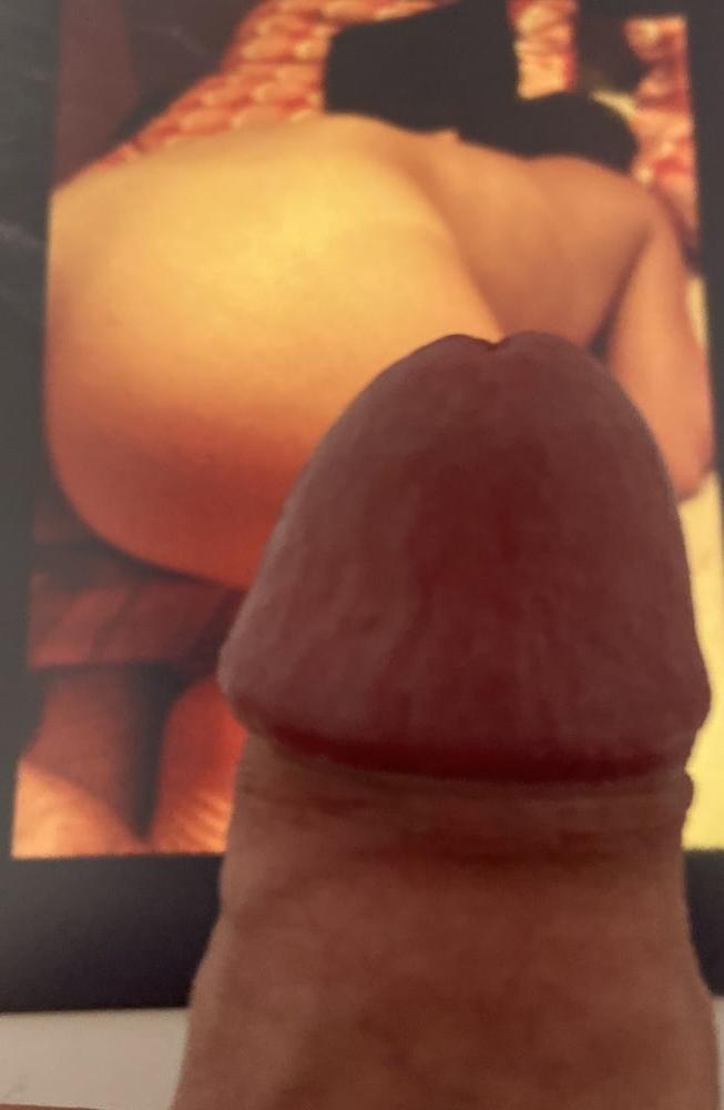 25P My cock out for curated4us hot girlfriend