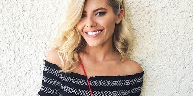 20P Mollie King beautiful face
