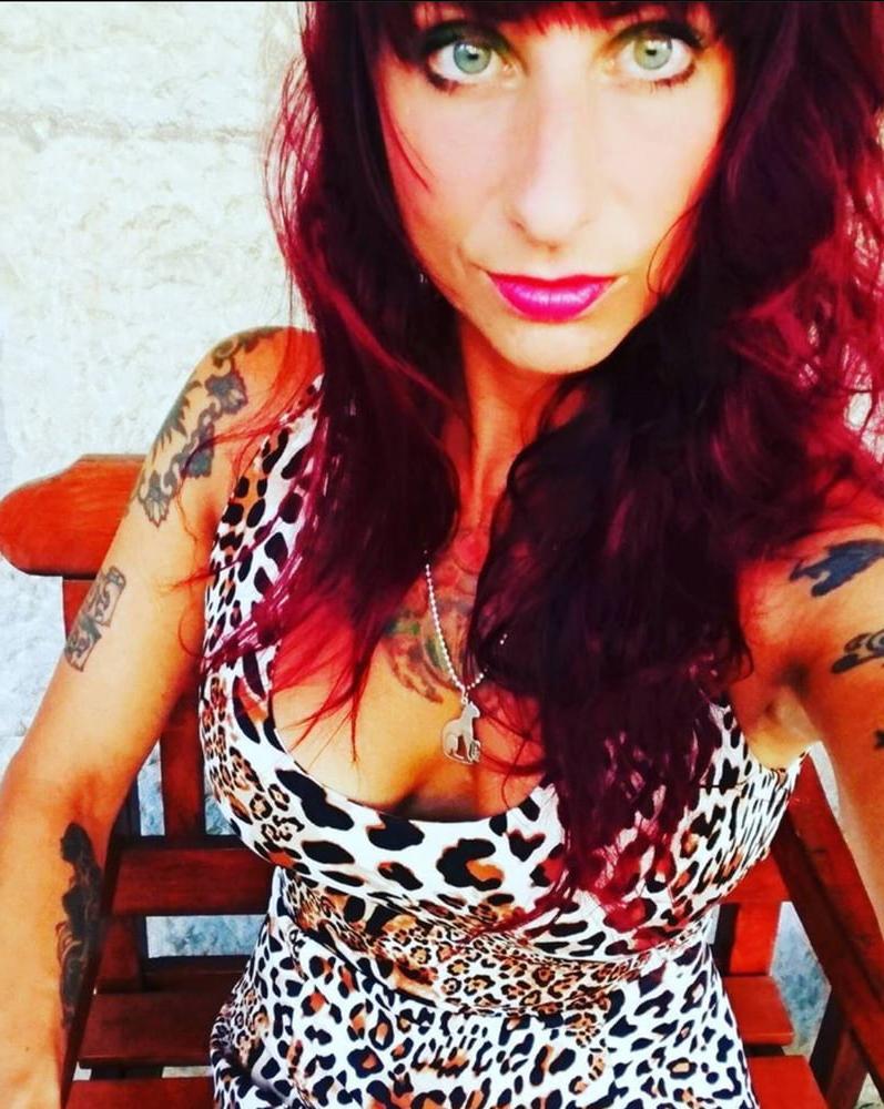 25P Metal Girls Like It Hard 3