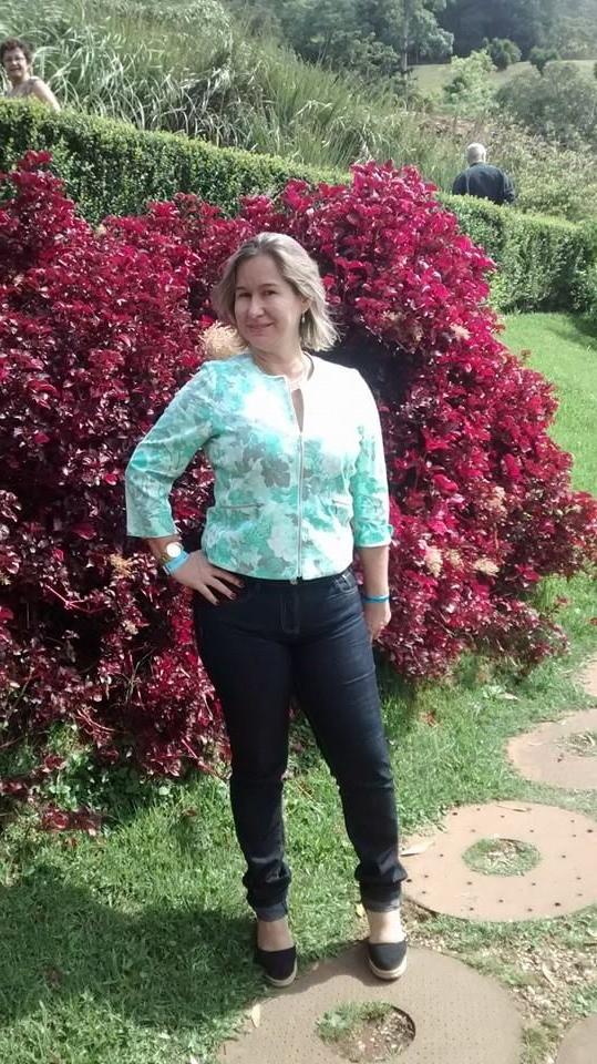 25P TEACHER ELIANA Prof gostosa