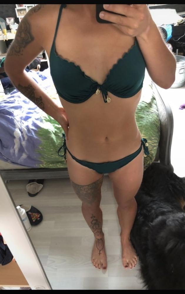 23P Vinted girls make my cock hard