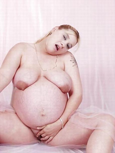 20P Pixie is pregnant 3.