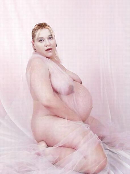 20P Pixie is pregnant 3.