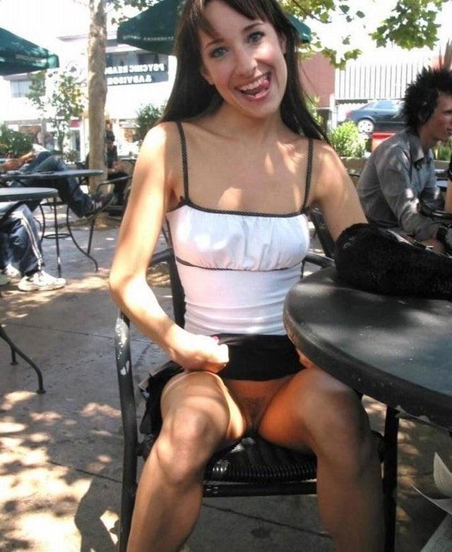21P Girls who hates wearing panties