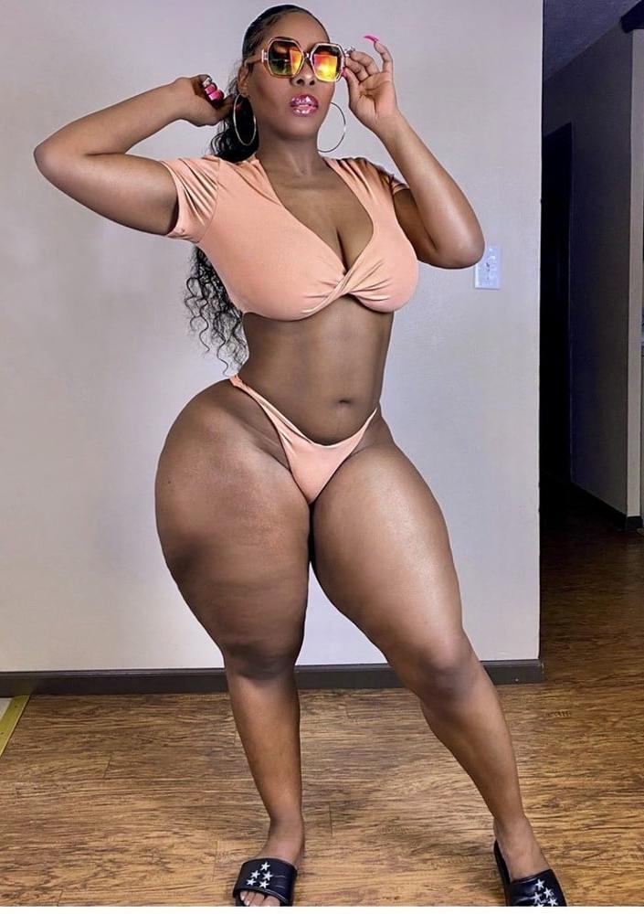 16P Black Women: Thick 55