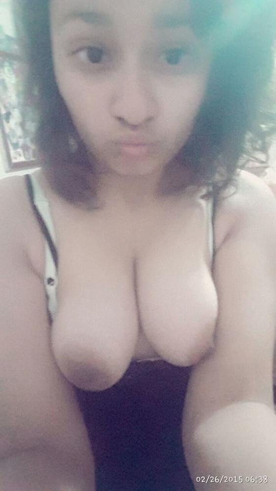 11P Pakistani girls pictures body