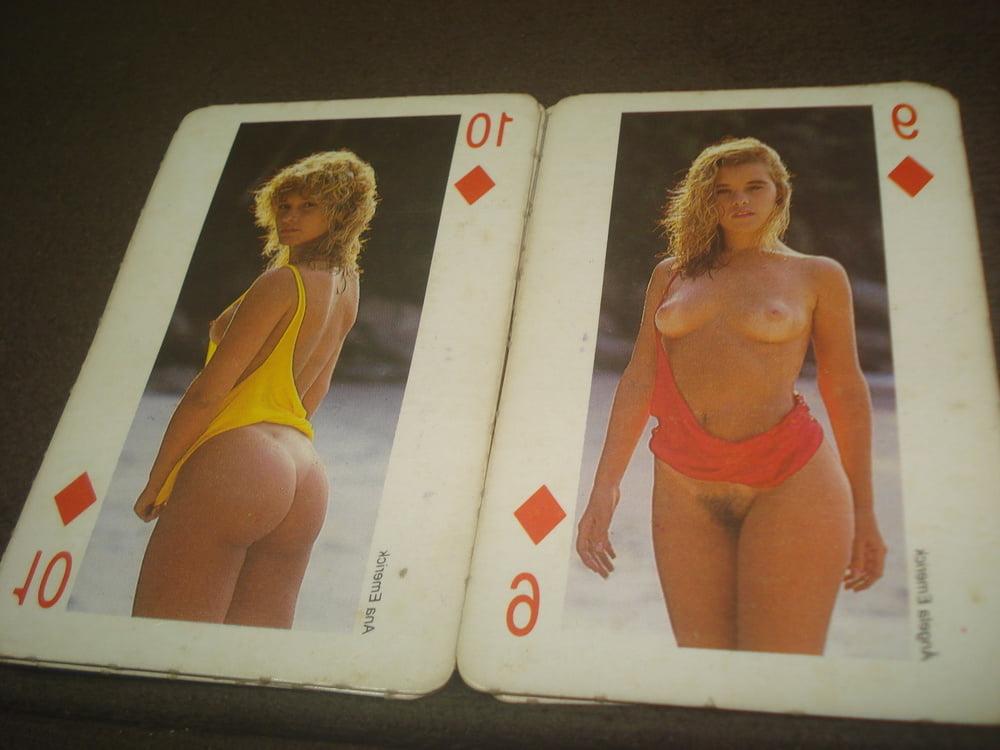 25P Vintage 04 - deck of cards.