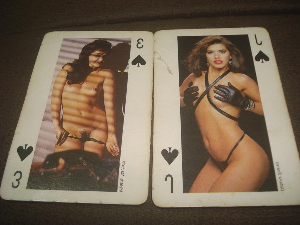 25P Vintage 04 - deck of cards.