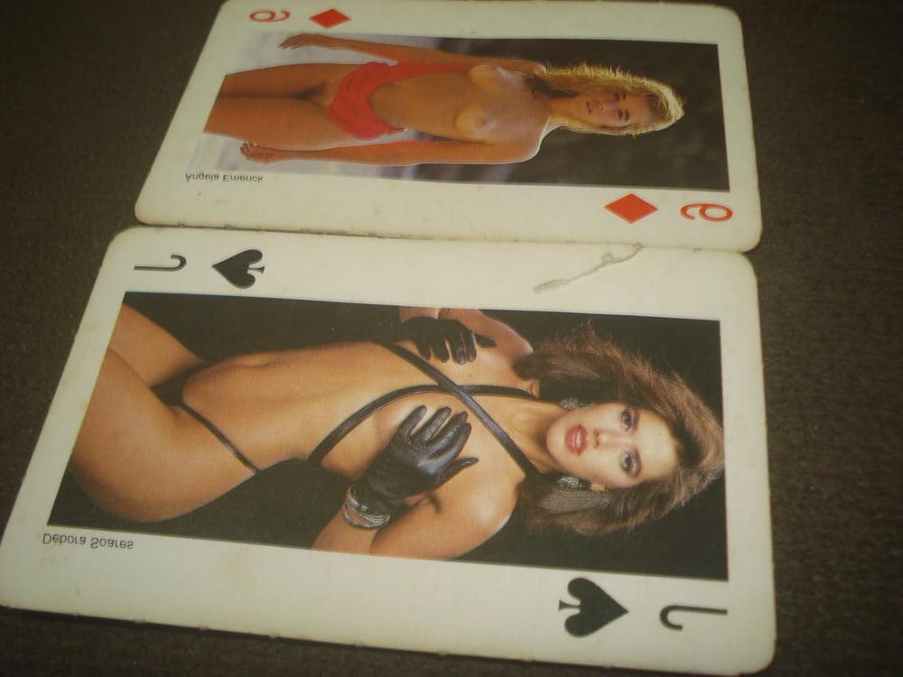 25P Vintage 04 - deck of cards.