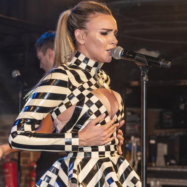 24P Nadine Coyle Girls Aloud