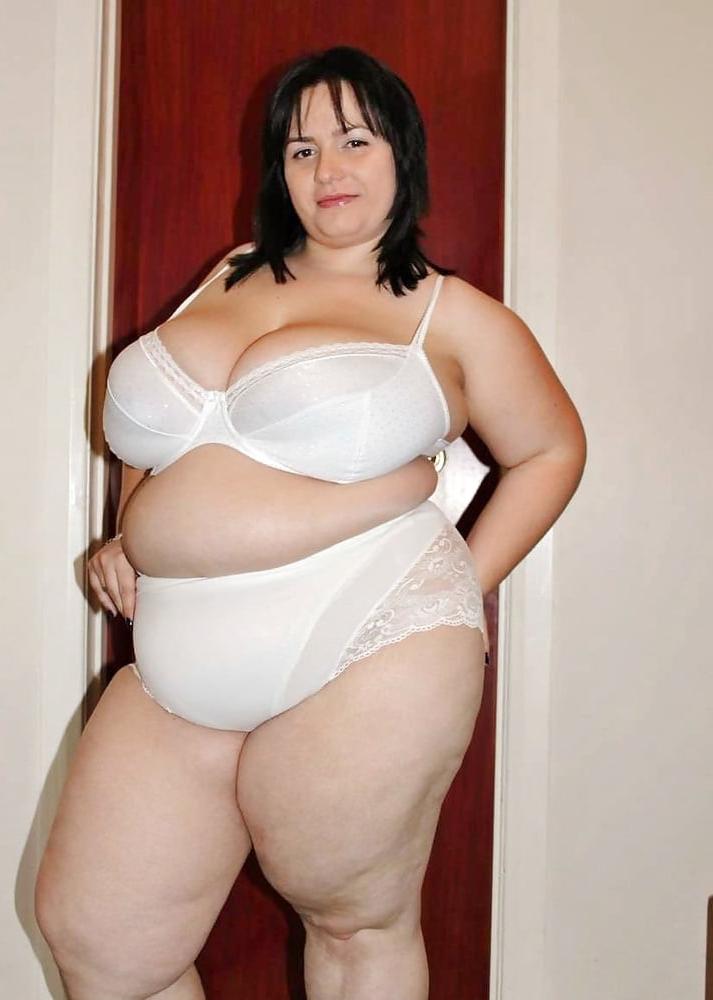 25P Girls I Like 24, their meaty thighs