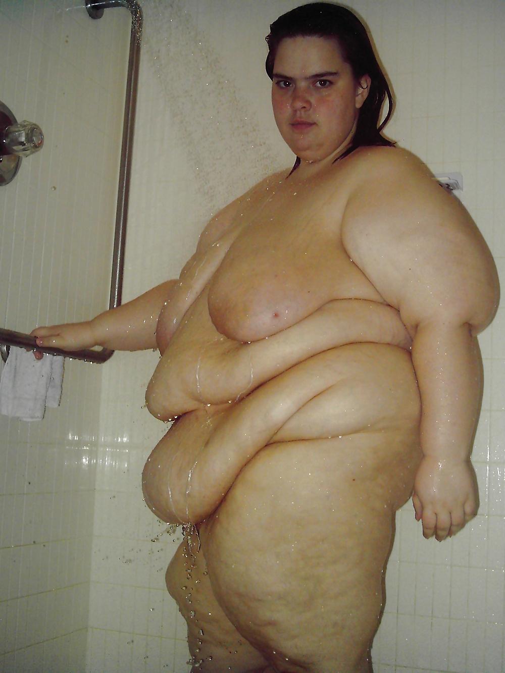 21P Bath and shower